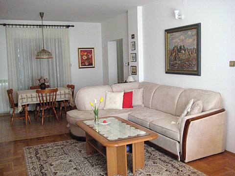Apartment Tango